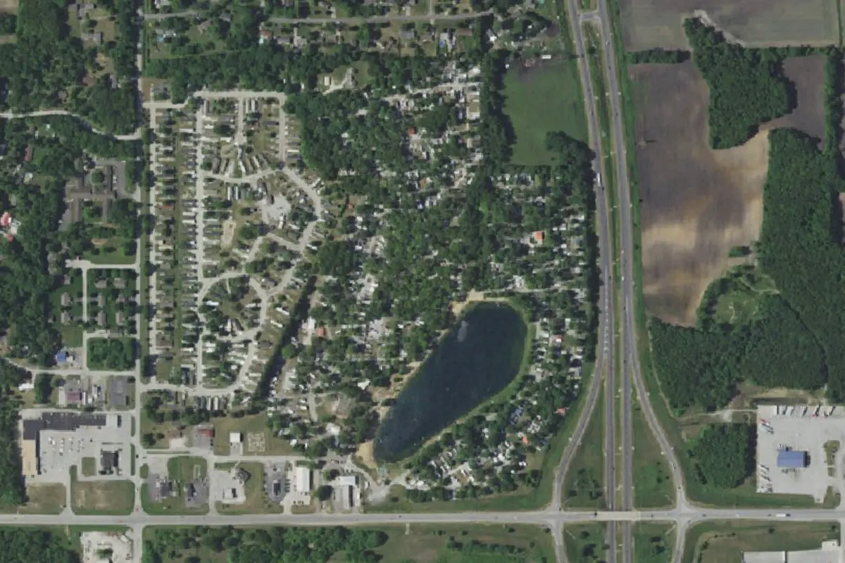 Aerial view of Lake Holiday Camp Resort