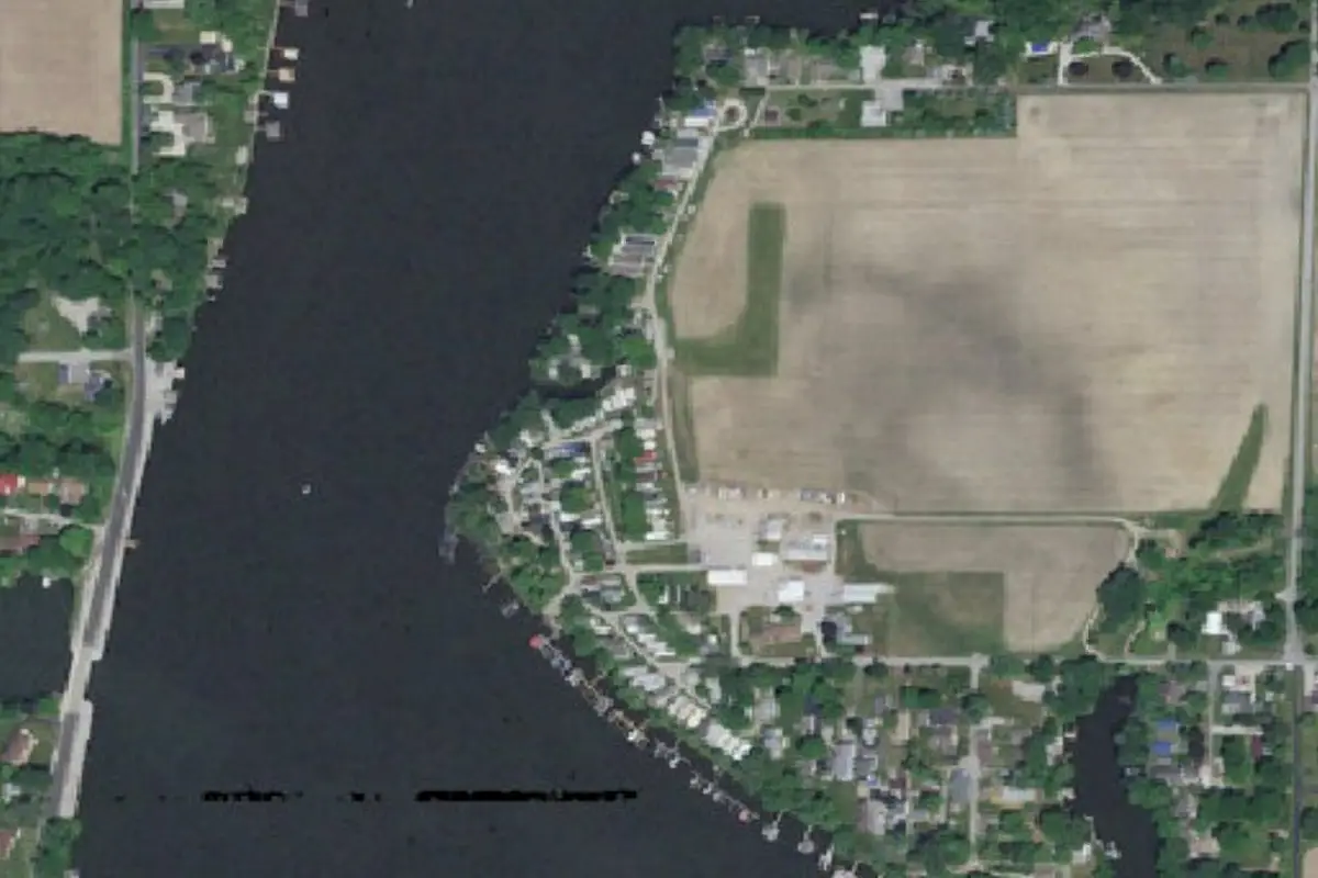 Aerial view of Stevenson's Point Trailer Park
